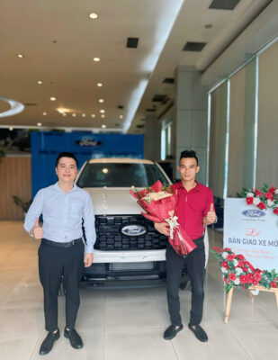 Bàn Giao Xe Phạm Hồng Quân 9